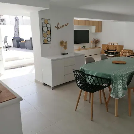 Apartment Appartement Neuf Bord De Mer Roses Espagne *
